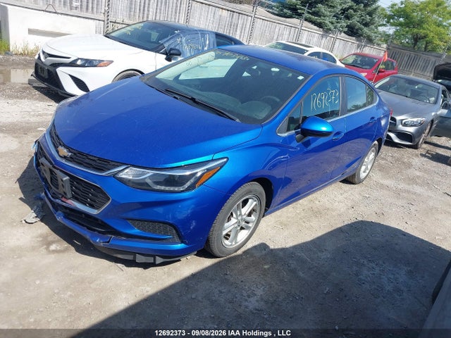 Chevrolet Cruze Lt Auto 2018 1G1BE5SM2J7116650 Image 2