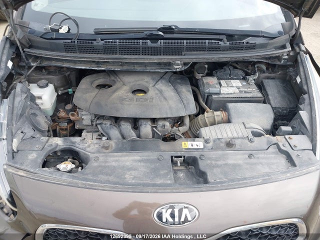 2014 Kia Rondo მანქანა იყიდება აუქციონზე, vin: KNAHU8A39E7045643, აუქციონის ნომერი: 12692395