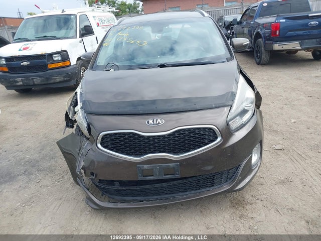 2014 Kia Rondo მანქანა იყიდება აუქციონზე, vin: KNAHU8A39E7045643, აუქციონის ნომერი: 12692395