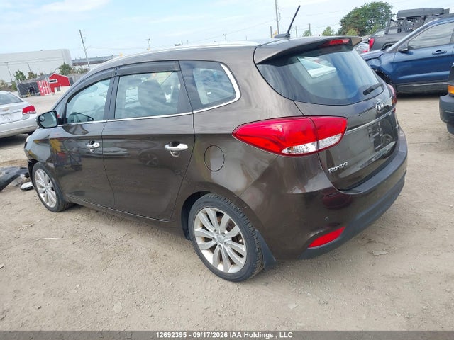 2014 Kia Rondo მანქანა იყიდება აუქციონზე, vin: KNAHU8A39E7045643, აუქციონის ნომერი: 12692395