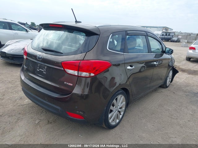 2014 Kia Rondo მანქანა იყიდება აუქციონზე, vin: KNAHU8A39E7045643, აუქციონის ნომერი: 12692395