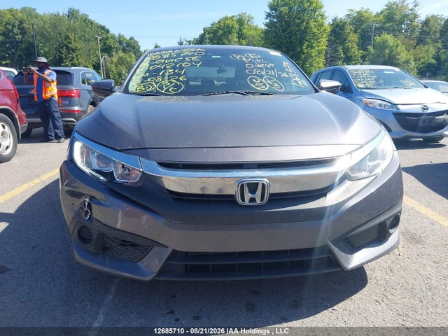 Honda CIVIC SE 2018 2HGFC2F61JH042104 Image 12