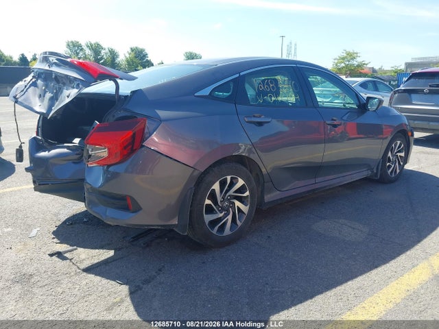 Honda CIVIC SE 2018 2HGFC2F61JH042104 Image 4