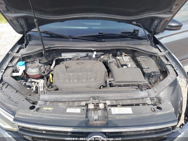 3VV8B7AX3PM087130 Volkswagen Tiguan Comfortline R-line Black