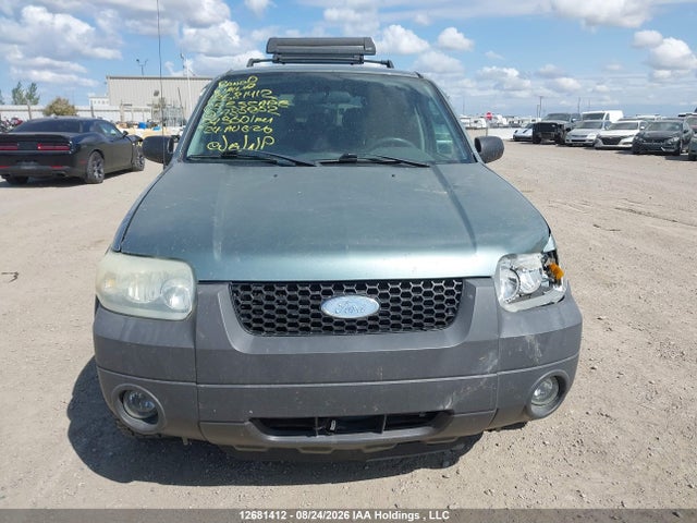 Продажа на аукционе авто 2005 Ford Escape Xlt, vin: 1FMYU93165KA85952, номер лота: 12681412