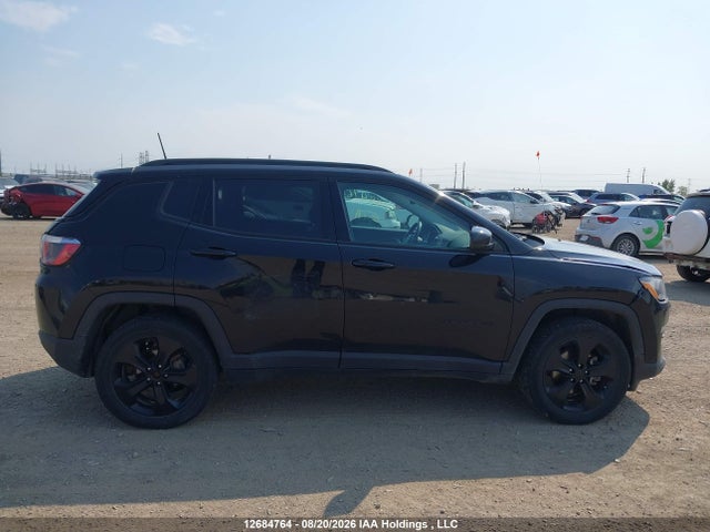 3C4NJDBBXKT648587 Jeep Compass North