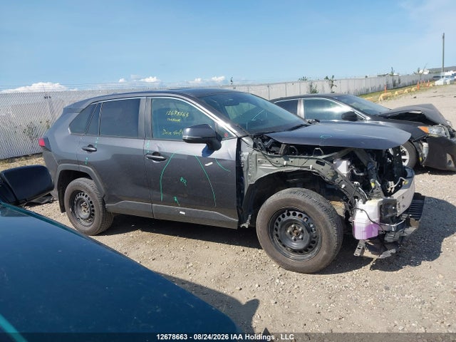 2T3B1RFV0RC454336 Toyota RAV4 LE