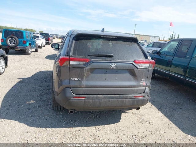 2T3B1RFV0RC454336 Toyota RAV4 LE