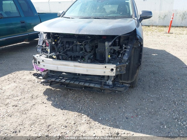 2T3B1RFV0RC454336 Toyota RAV4 LE