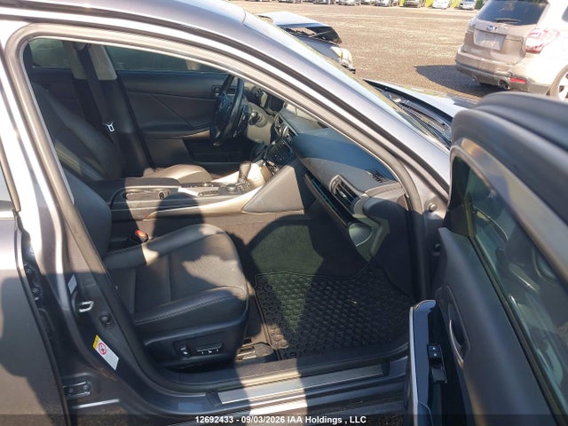 Lexus Is 300 300 2017 JTHCM1D28H5025812 Image 5