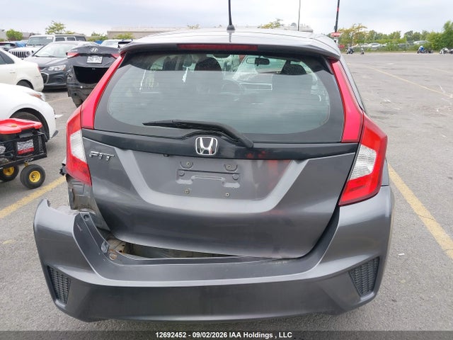 Honda FIT LX 2016 3HGGK5H59GM101777 Image 17