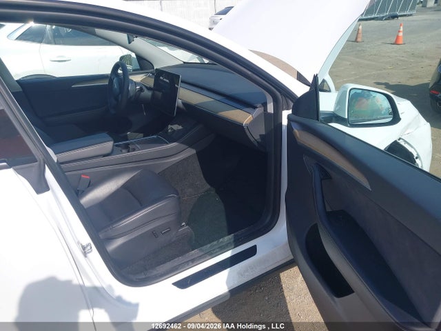 12692462 :رقم المزاد ، LRWYGDEE7PC066822 vin ، 2023 Tesla Model Y Long Range مزاد بيع
