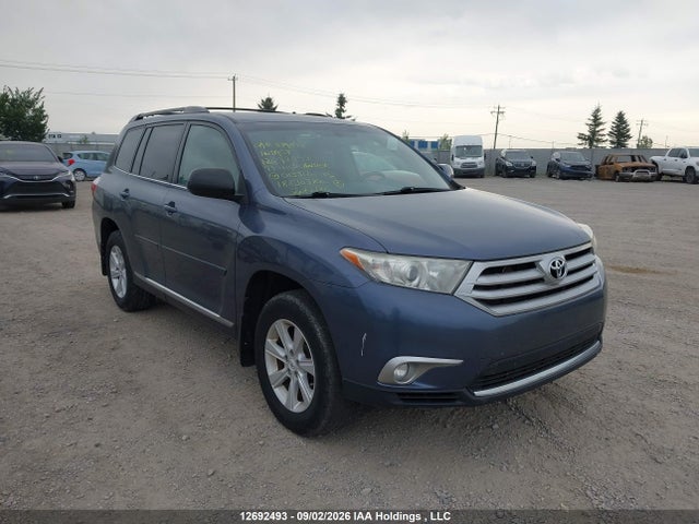 12692493 :رقم المزاد ، 5TDBK3EH9BS085312 vin ، 2011 Toyota Highlander V6 مزاد بيع