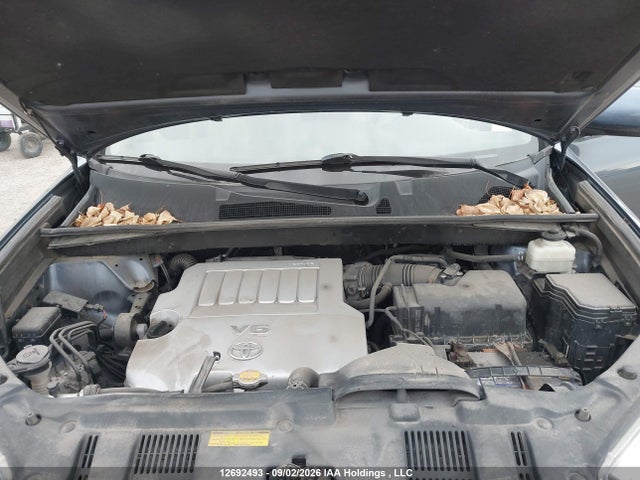 2011 Toyota Highlander V6 მანქანა იყიდება აუქციონზე, vin: 5TDBK3EH9BS085312, აუქციონის ნომერი: 12692493