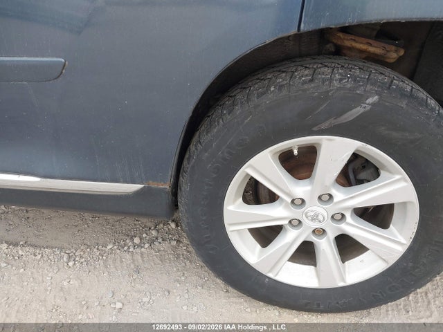 2011 Toyota Highlander V6 მანქანა იყიდება აუქციონზე, vin: 5TDBK3EH9BS085312, აუქციონის ნომერი: 12692493