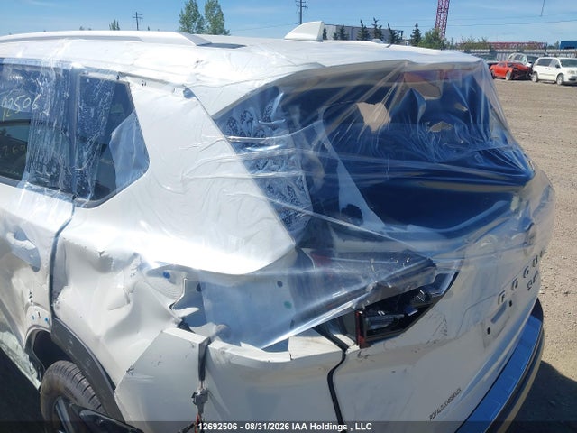 JN8BT3CB8PW205317 Nissan Rogue Sl