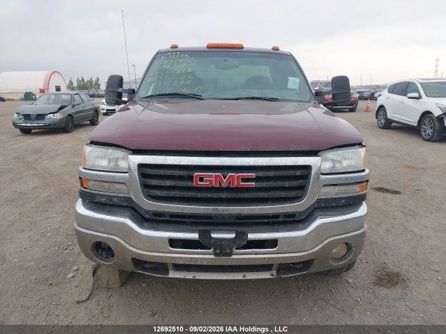 2003 Gmc Sierra C2500 Heavy Duty მანქანა იყიდება აუქციონზე, vin: 1GTHC29U63E162301, აუქციონის ნომერი: 12692510