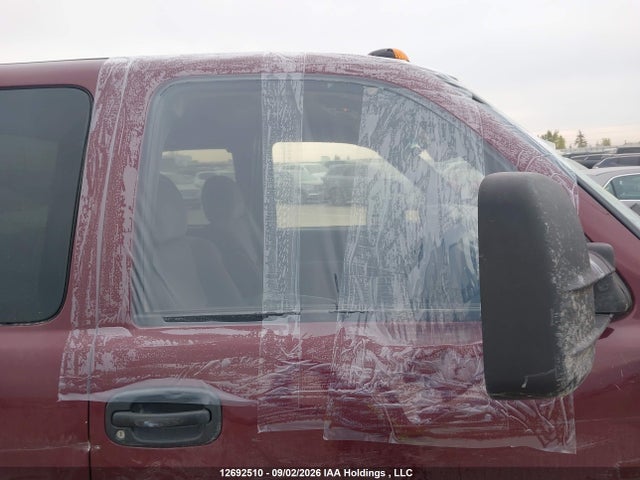 2003 Gmc Sierra C2500 Heavy Duty მანქანა იყიდება აუქციონზე, vin: 1GTHC29U63E162301, აუქციონის ნომერი: 12692510