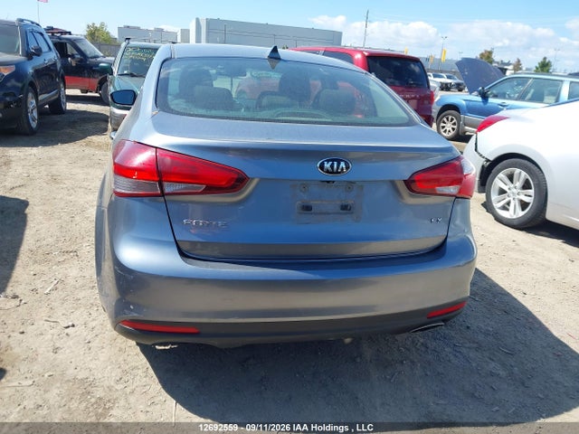 12692559 :رقم المزاد ، 3KPFL4A89HE006007 vin ، 2017 Kia Forte Ex/ex Luxury/ex+ مزاد بيع