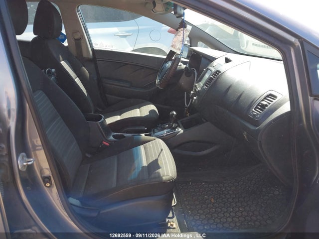 12692559 :رقم المزاد ، 3KPFL4A89HE006007 vin ، 2017 Kia Forte Ex/ex Luxury/ex+ مزاد بيع