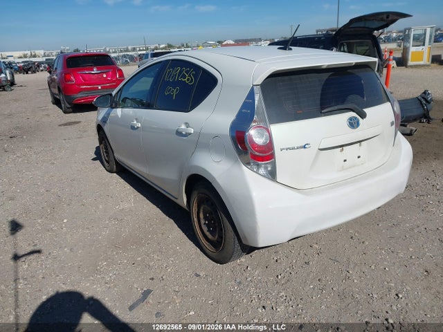 12692565 :رقم المزاد ، JTDKDTB31D1031831 vin ، 2013 Toyota Prius C Technology مزاد بيع