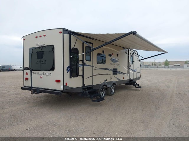 Coachmen Freedom Express 2015 5ZT2FETB7FA018160 Image 4