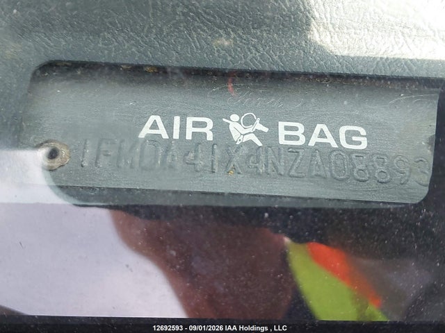 12692593 :رقم المزاد ، 1FMDA41X4NZA08893 vin ، 1992 Ford Aerostar مزاد بيع