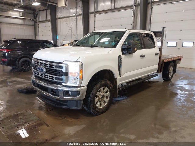 12691450 :رقم المزاد ، 1FT8W3BN5PEC52819 vin ، 2023 Ford F-350 Xlt مزاد بيع