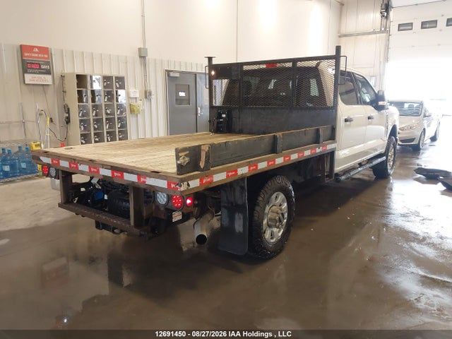 12691450 :رقم المزاد ، 1FT8W3BN5PEC52819 vin ، 2023 Ford F-350 Xlt مزاد بيع