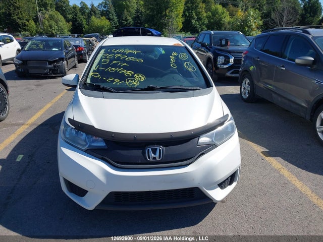 2015 Honda Fit Lx მანქანა იყიდება აუქციონზე, vin: 3HGGK5H51FM104218, აუქციონის ნომერი: 12692600