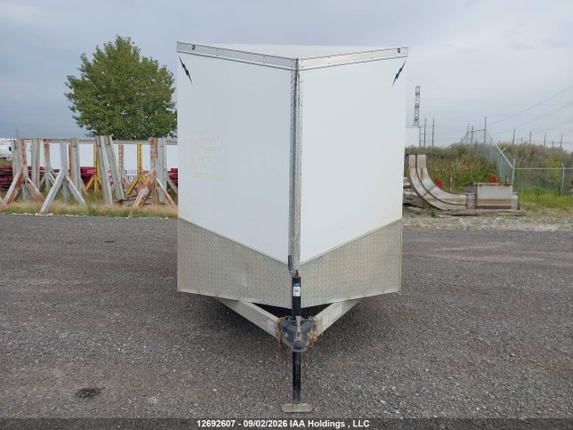 2015 Lightning Enclosed Trailer მანქანა იყიდება აუქციონზე, vin: 5NHULT018FA107249, აუქციონის ნომერი: 12692607