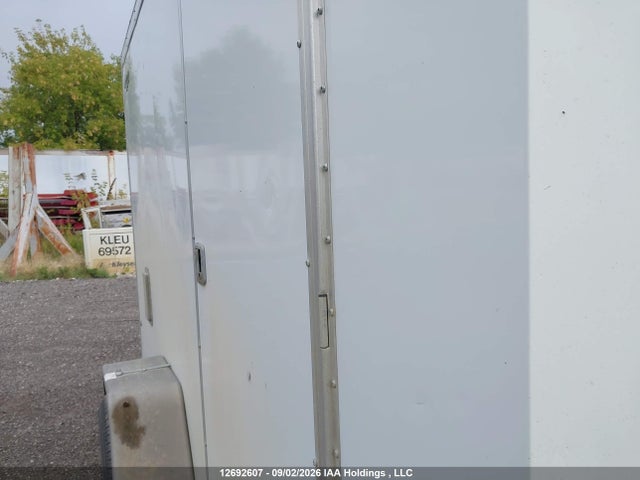 2015 Lightning Enclosed Trailer მანქანა იყიდება აუქციონზე, vin: 5NHULT018FA107249, აუქციონის ნომერი: 12692607