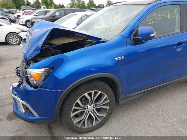 Продаж на аукціоні авто 2018 Mitsubishi Rvr Se Limited/gt, vin: JA4AJ4AW1JZ610427, номер лоту: 12692625