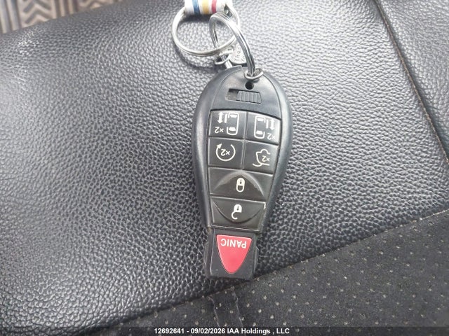 12692641 :رقم المزاد ، 2C4RDGBG2FR725323 vin ، 2015 Dodge Grand Caravan Se مزاد بيع