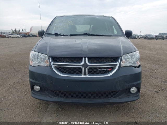 12692641 :رقم المزاد ، 2C4RDGBG2FR725323 vin ، 2015 Dodge Grand Caravan Se مزاد بيع