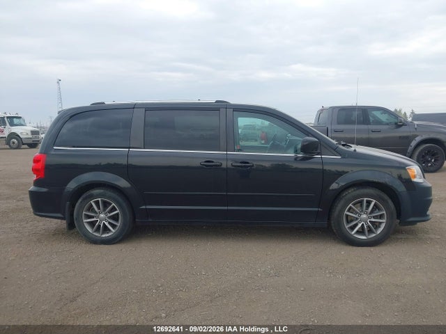 12692641 :رقم المزاد ، 2C4RDGBG2FR725323 vin ، 2015 Dodge Grand Caravan Se مزاد بيع