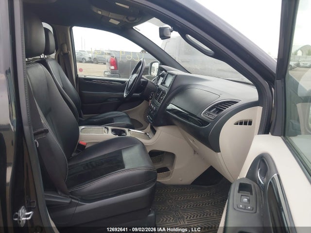 12692641 :رقم المزاد ، 2C4RDGBG2FR725323 vin ، 2015 Dodge Grand Caravan Se مزاد بيع