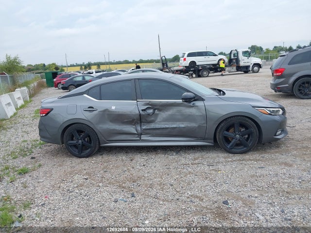 3N1AB8DV2MY215140 Nissan SENTRA SR