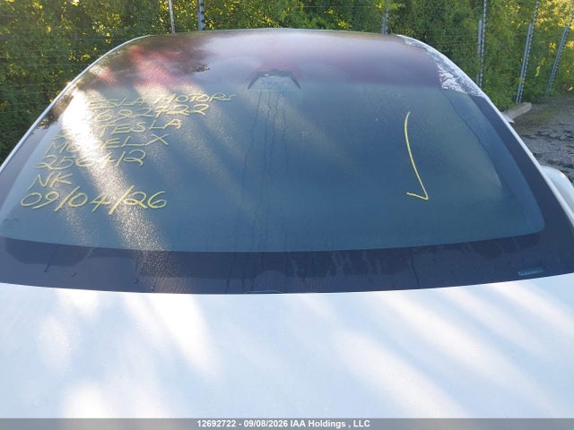 12692722 :رقم المزاد ، 5YJXCBE25LF256412 vin ، 2020 Tesla Model X مزاد بيع