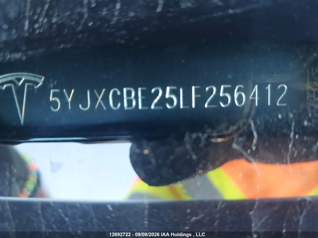 12692722 :رقم المزاد ، 5YJXCBE25LF256412 vin ، 2020 Tesla Model X مزاد بيع