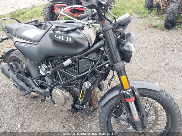 Продаж на аукціоні авто 2022 Husqvarna Vitpilen 401/svartpilen 401, vin: MD2JUJ402NC209734, номер лоту: 12692734