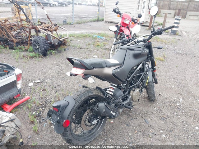 Продаж на аукціоні авто 2022 Husqvarna Vitpilen 401/svartpilen 401, vin: MD2JUJ402NC209734, номер лоту: 12692734
