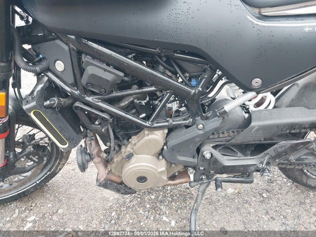 Продаж на аукціоні авто 2022 Husqvarna Vitpilen 401/svartpilen 401, vin: MD2JUJ402NC209734, номер лоту: 12692734