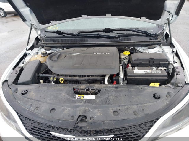 Продаж на аукціоні авто 2016 Chrysler 200 C, vin: 1C3CCCCG5GN187011, номер лоту: 12692748