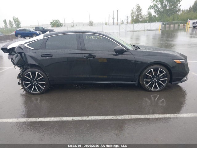 Продаж на аукціоні авто 2025 Honda Accord Touring Hybrid, vin: 1HGCY2F8XSA802701, номер лоту: 12692750
