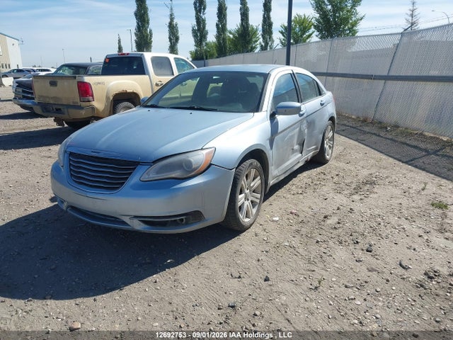 Aukcja sprzedaży 2013 Chrysler 200 Touring, vin: 1C3CCBBB2DN611658, numer aukcji: 12692753