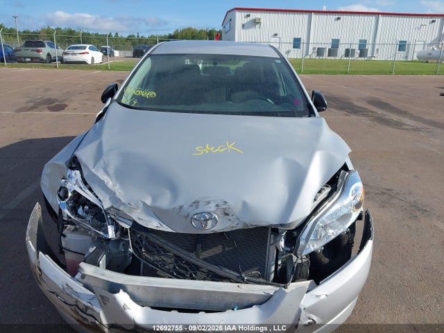 12692755 :رقم المزاد ، 2T1KU4EE8EC135894 vin ، 2014 Toyota Matrix Wagon مزاد بيع