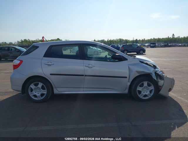12692755 :رقم المزاد ، 2T1KU4EE8EC135894 vin ، 2014 Toyota Matrix Wagon مزاد بيع