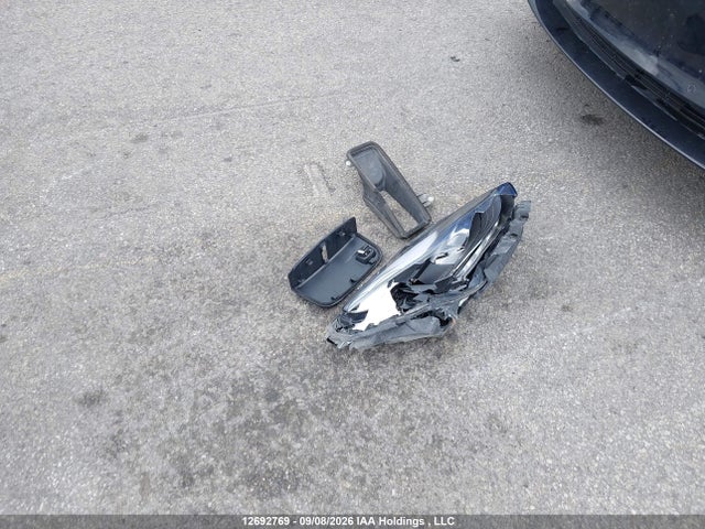 Продажа на аукционе авто 2022 Tesla Model 3, vin: 5YJ3E1EA8NF356369, номер лота: 12692769