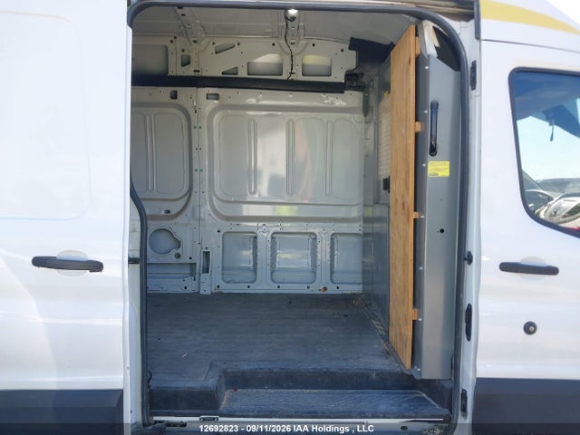 Ford Transit-250 2019 1FTYR3XM2KKB53022 Image 8